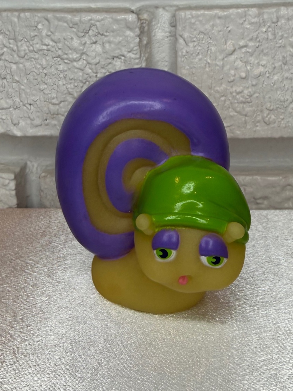 Vintage Glo Worms The Glo Friends Glo Snail Finger Puppet / Figure